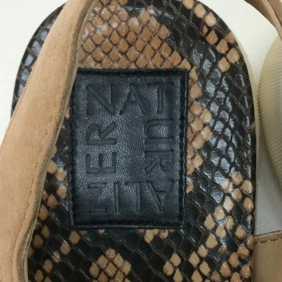 Naturalizer Tan Thong Sandals Platform - Picture 3 of 8